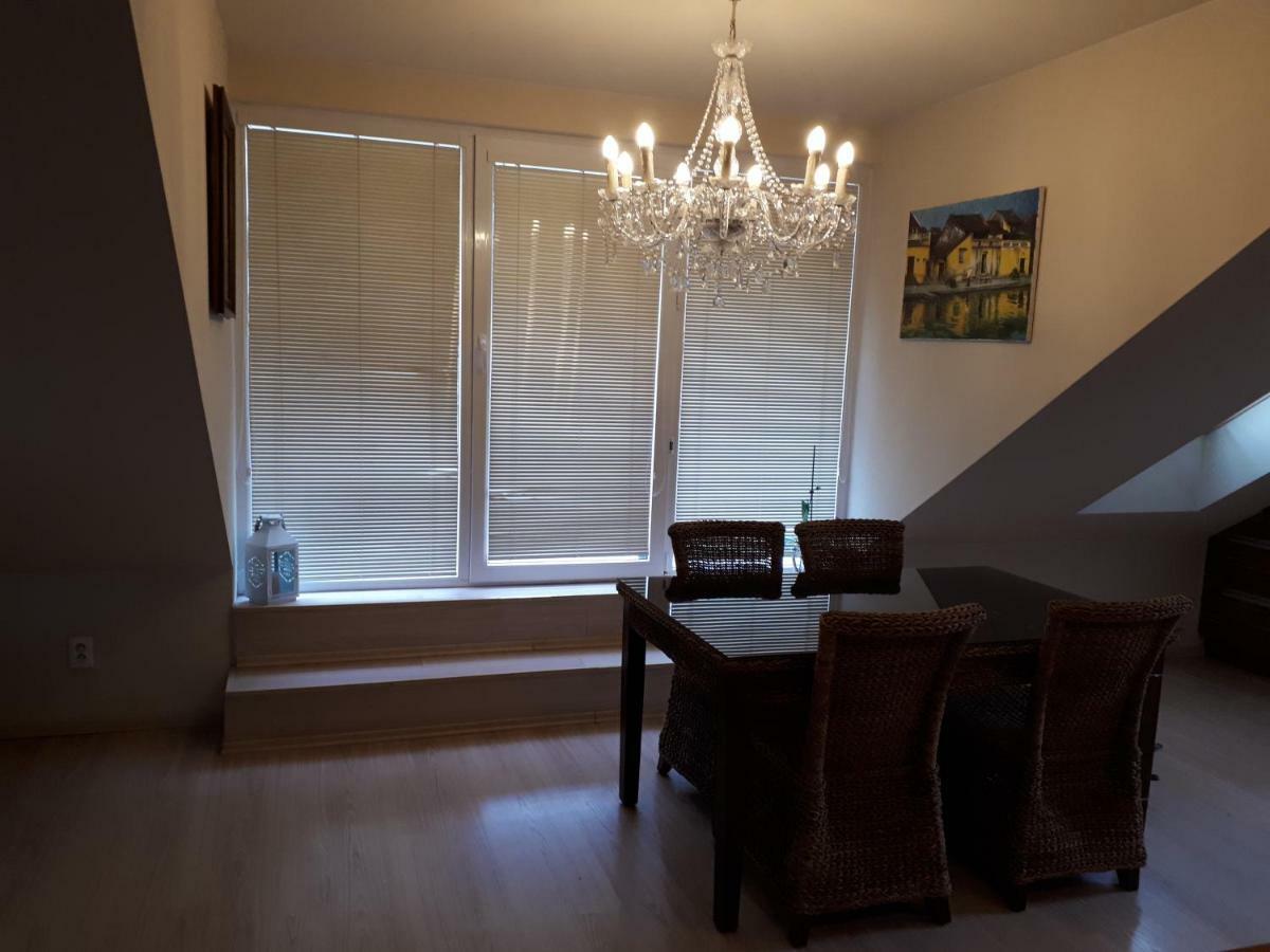 Utulny Apartman V Bratislava 15 Exterior photo